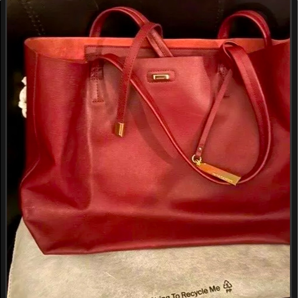 Vince Camuto “Leila” Large Saffiano  leather tote in ‘Cabernet’ NWOT